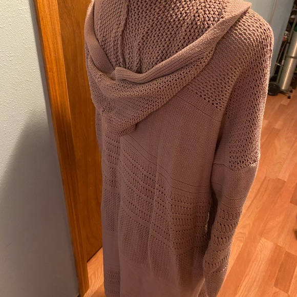 Mauve colored long cardigan with hood .size XL $15 - Picture 2 of 3